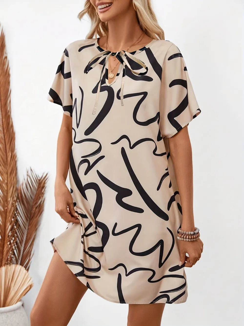 Printed Short Sleeve Mini Dress - Blushé Belle