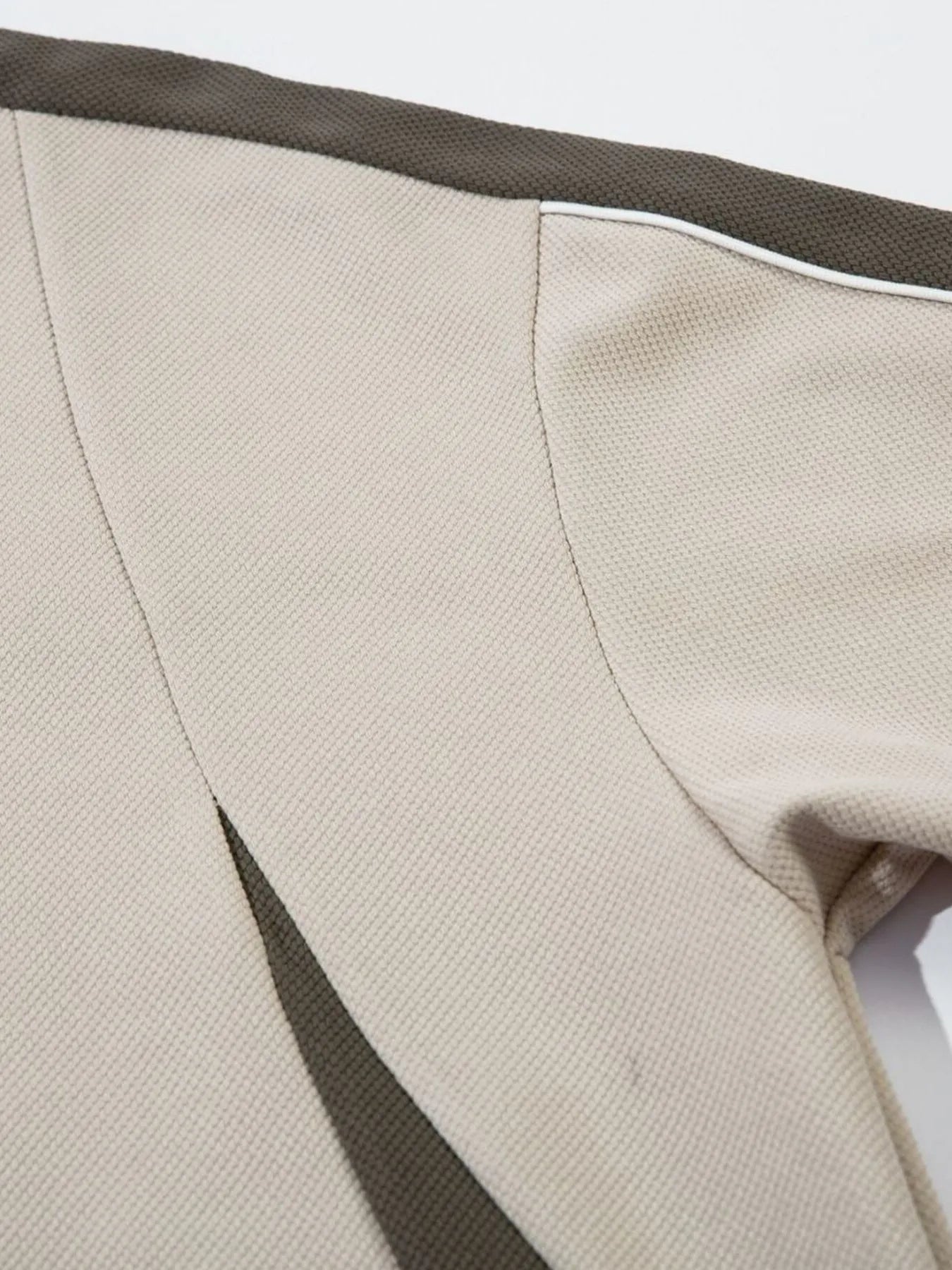 2f3e9779e5e64b2b9f2aadbba2ae9353-Max-Origin