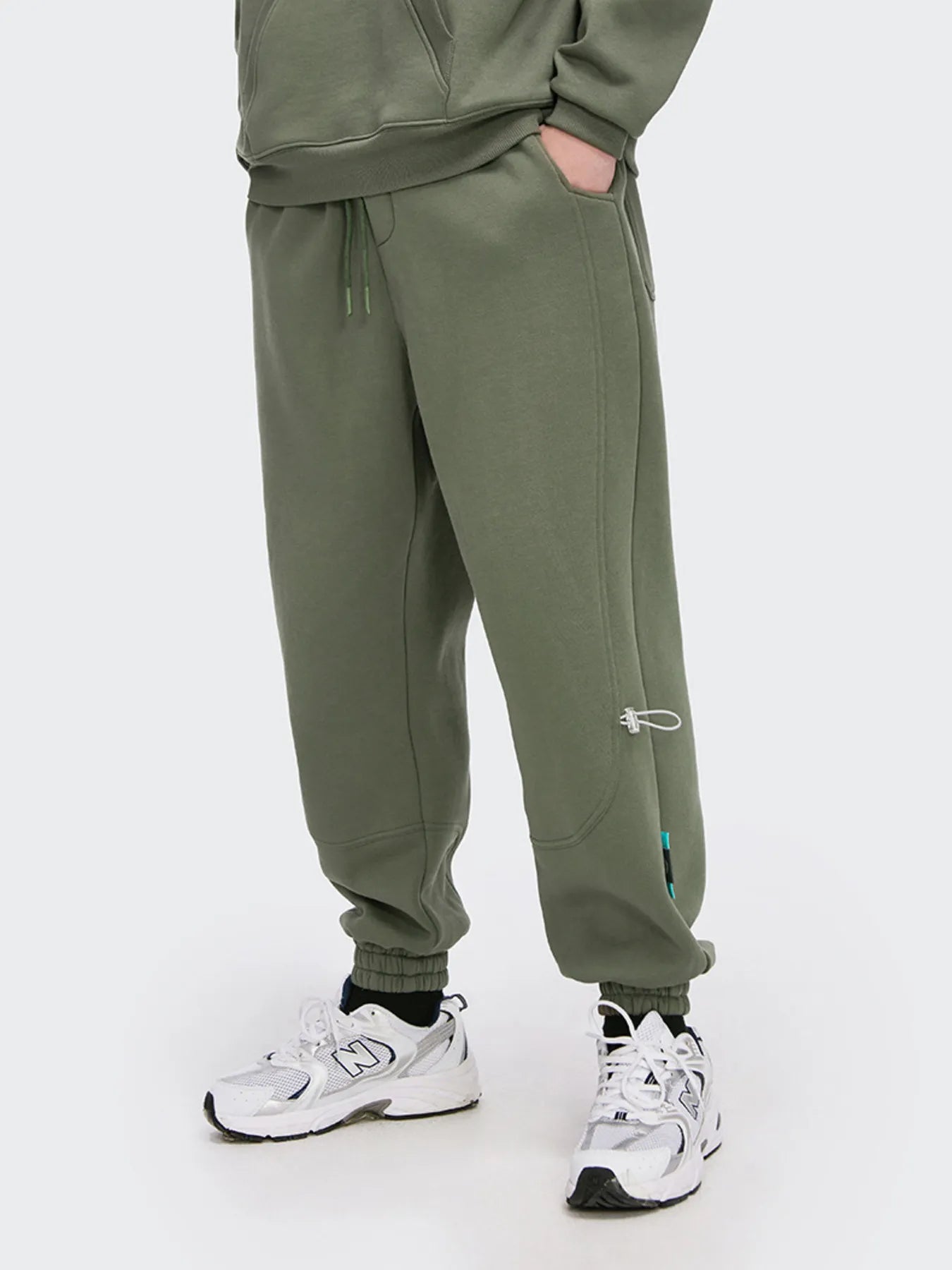 4d8e1def689341158d5e05953bec40a0-Max-Origin