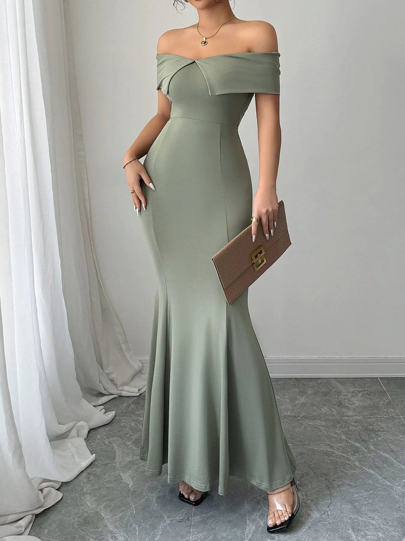 Off-Shoulder Mermaid Maxi Dress - Blushé Belle