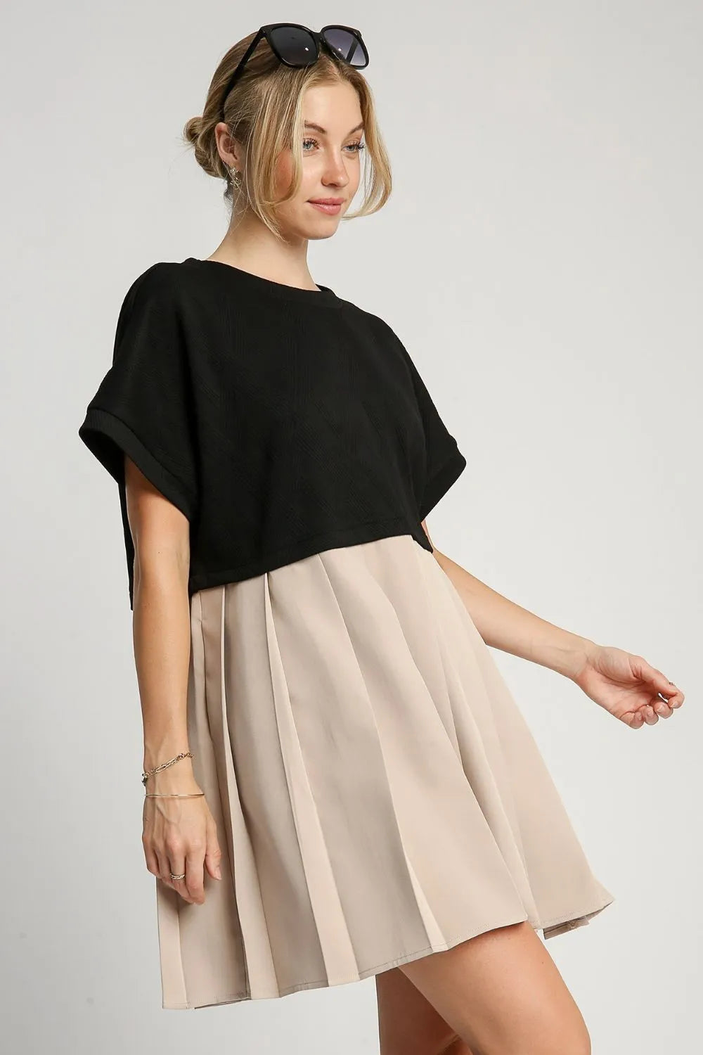 Umgee Full Size Round Neck Pleated Dress with Side Pockets Plus Size - Blushé Belle