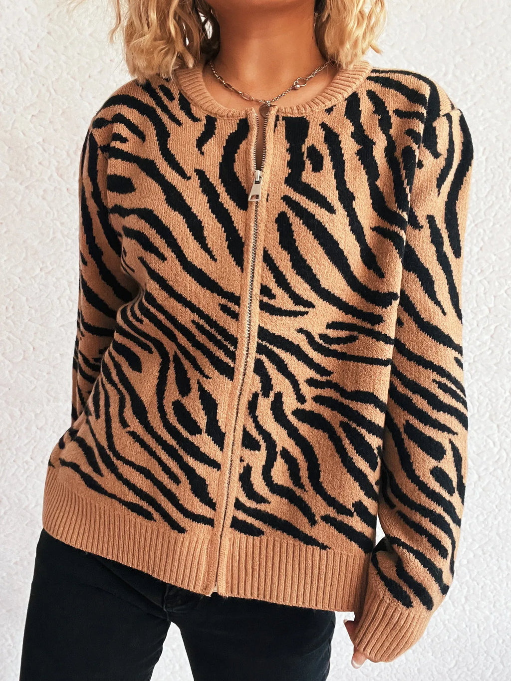 65d42819bf5a4b3f9a1f09e9502b1ac2-Max-Origin