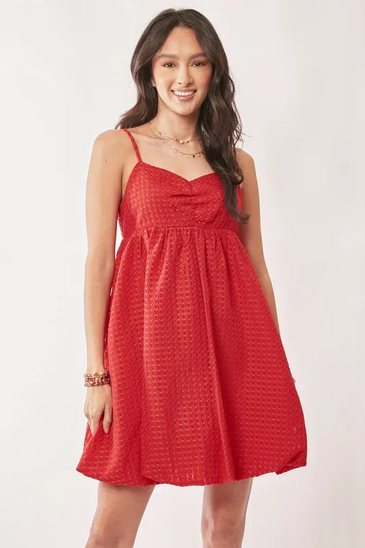 Davi & Dani Textured Sweetheart Neckline Bubble Hem Dress - Blushé Belle