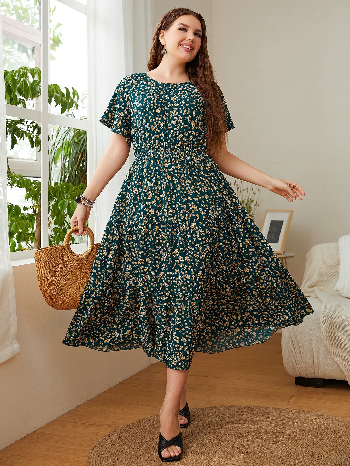Honey Plus Size Floral Round Neck Short Sleeve Midi Dress - Blushé Belle