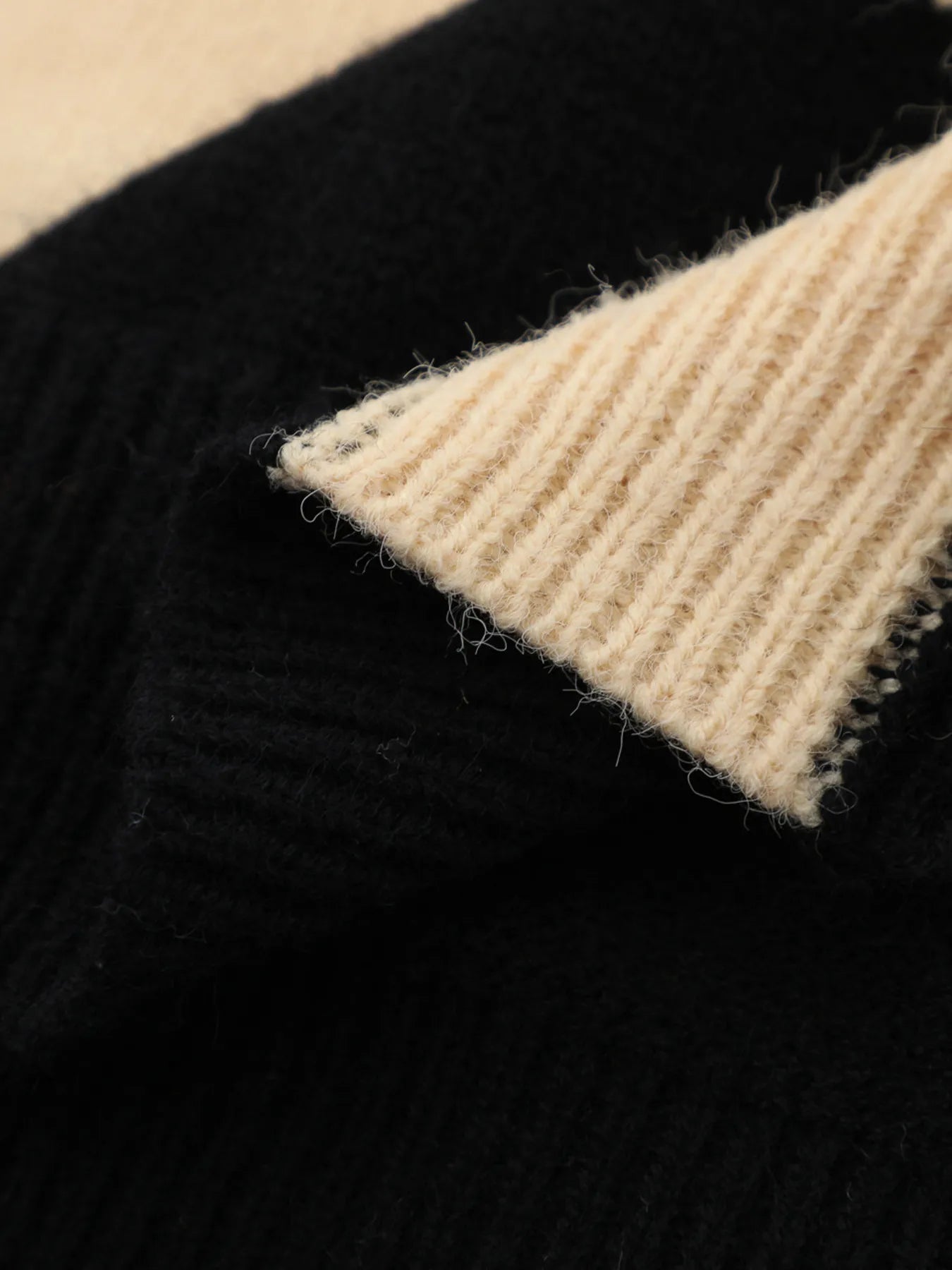 83630ebb7c184b66b91d917b29369b0c-Max-Origin