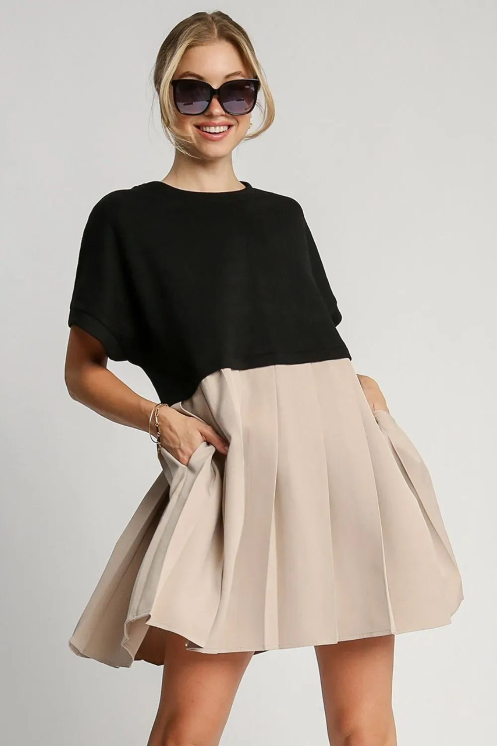 Umgee Full Size Round Neck Pleated Dress with Side Pockets Plus Size - Blushé Belle