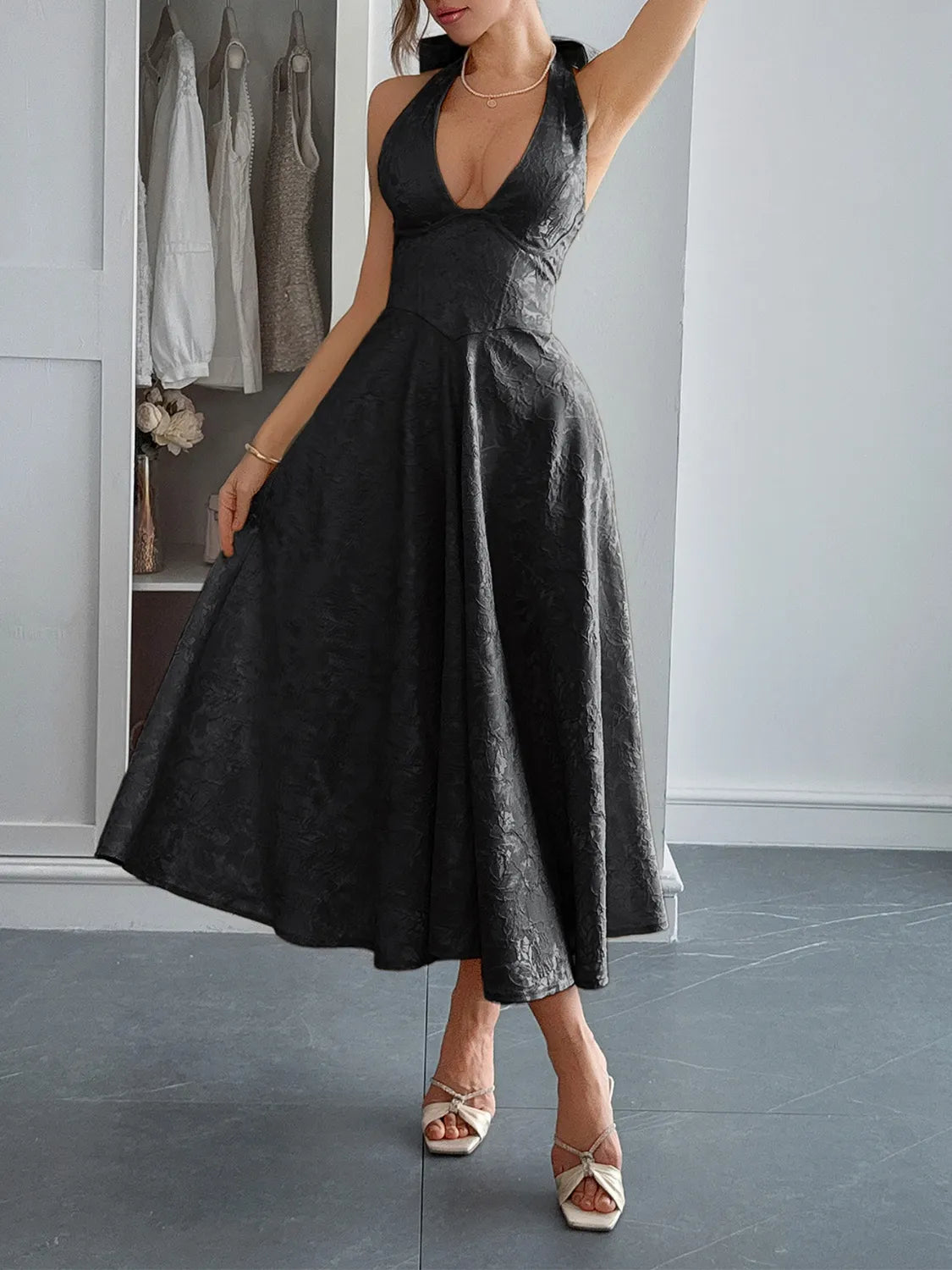Halter Neck Midi Dress with Pockets - Blushé Belle