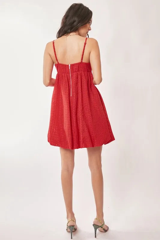 Davi & Dani Textured Sweetheart Neckline Bubble Hem Dress - Blushé Belle
