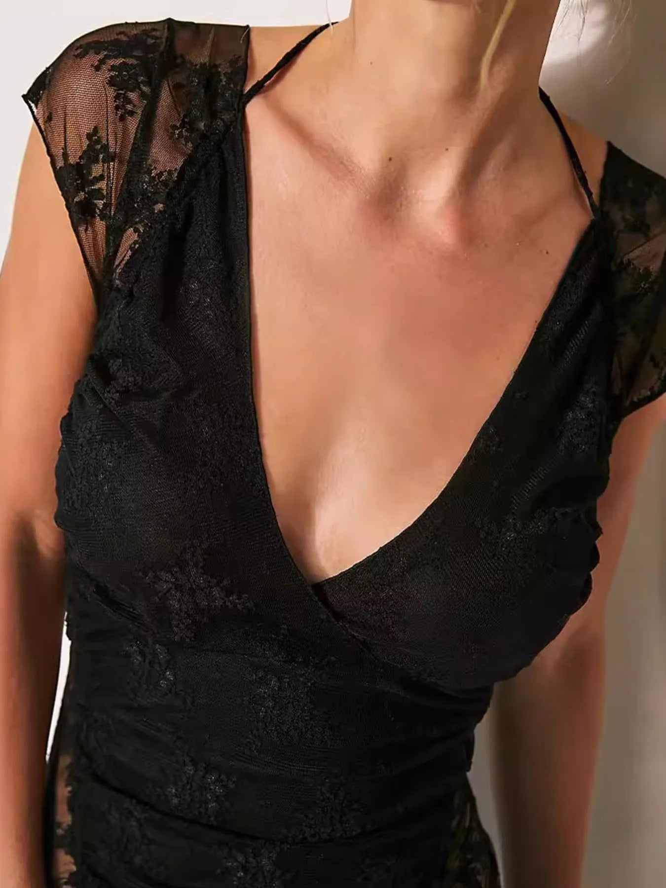 Lace Cap Sleeve Ruched T-Shirt - Blushé Belle