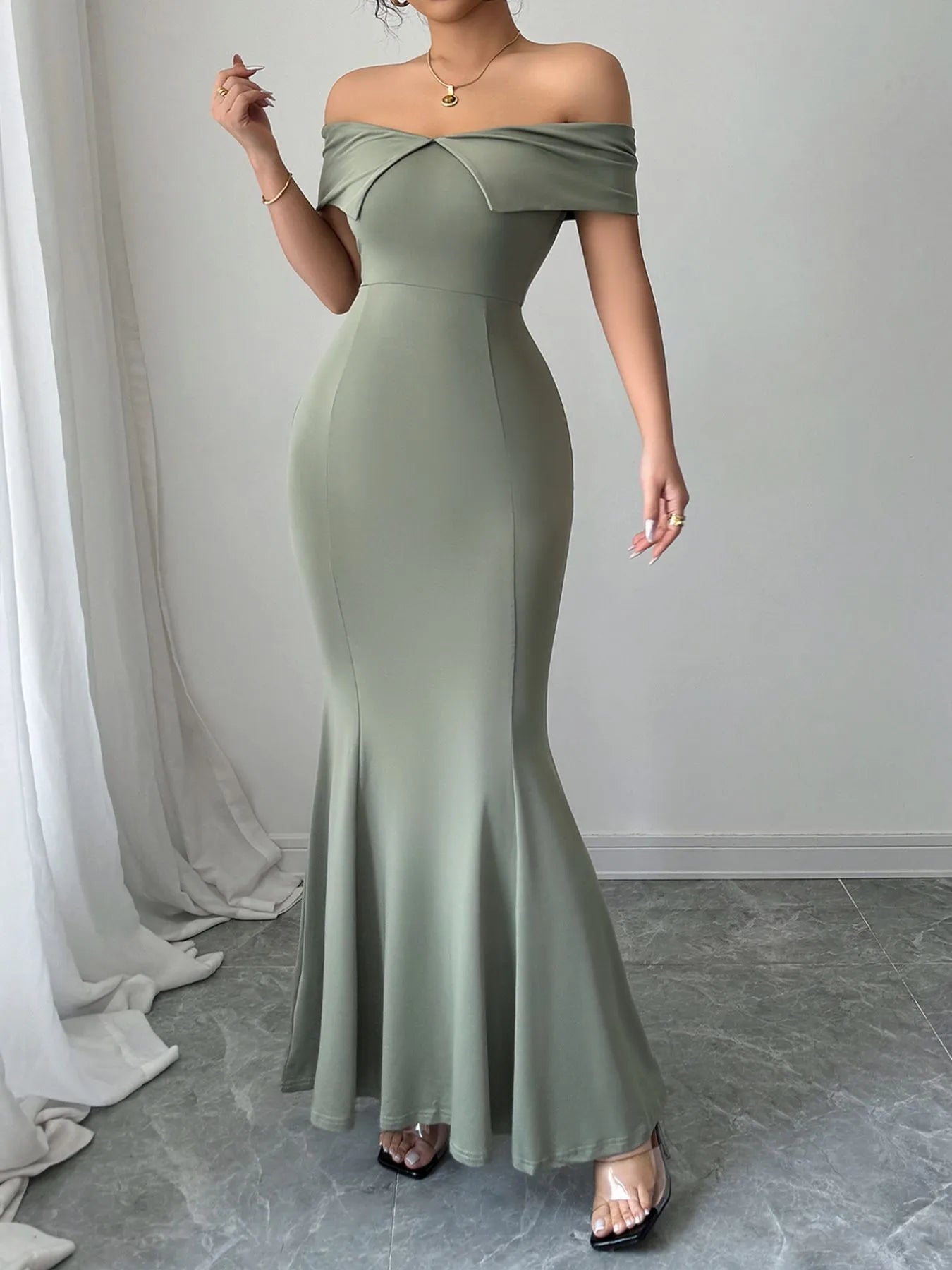 Off-Shoulder Mermaid Maxi Dress - Blushé Belle