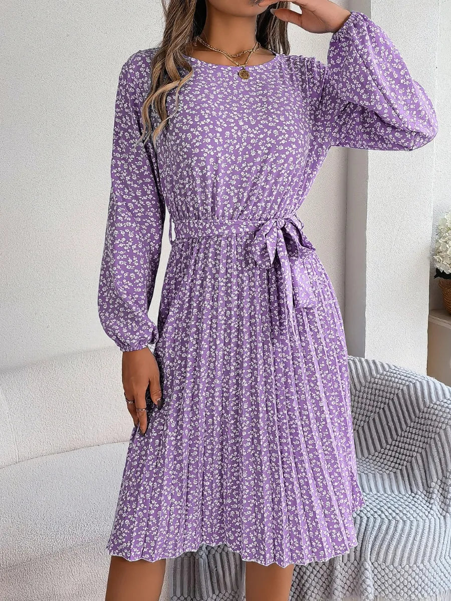 Ditsy Floral Tie Waist Pleated Dress - Blushé Belle