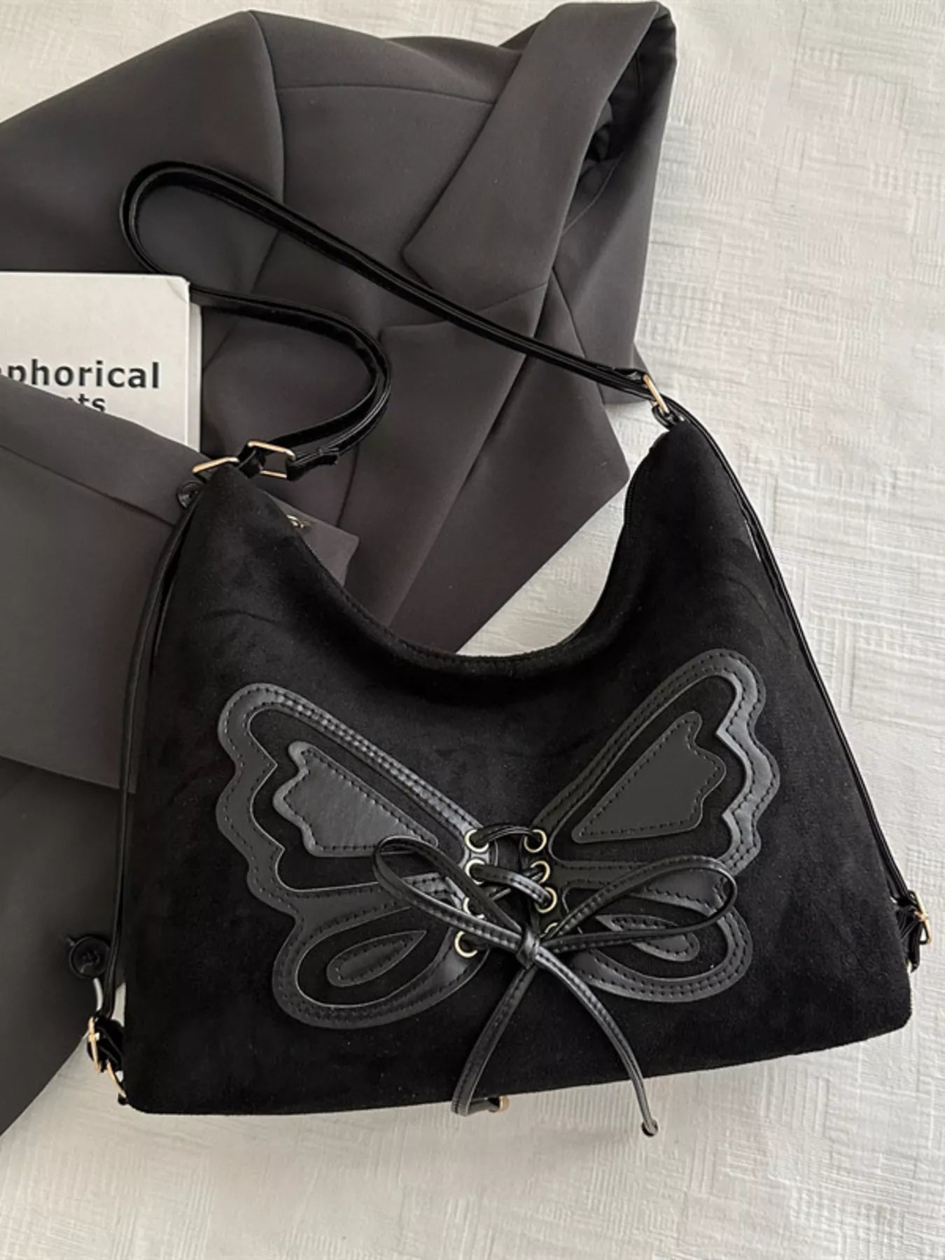 e6f869bf2b804a0989e4a94d8d24faeb-Max-Origin