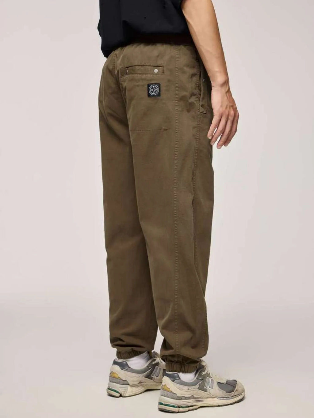 f180c43c2d80476ca4c8f325ecf0b5c8-Max-Origin